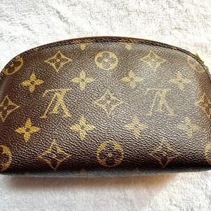 Louis Vuitton Monogram Canvas Cosmetic Pouch - Authentic
